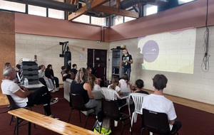 🤳🏻Prévention sur les dangers du 𝗻𝘂𝗺𝗲𝗿𝗶𝗾𝘂𝗲𝘀 – Retour sur une après-midi d’échanges et de sensibilisation